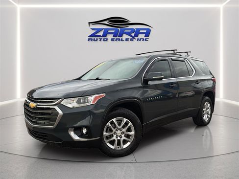 Used 2018 Chevrolet Traverse LT image 1