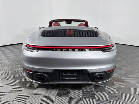 Certified 2022 Porsche 911 Carrera image 10