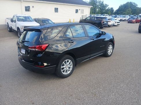Used 2024 Chevrolet Equinox LS AWD/4WD image 5