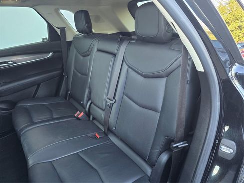Used 2018 Cadillac XT5 Luxury w/ Driver Awareness Package image 17