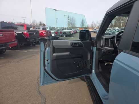 Used 2023 Ford Bronco Big Bend image 19