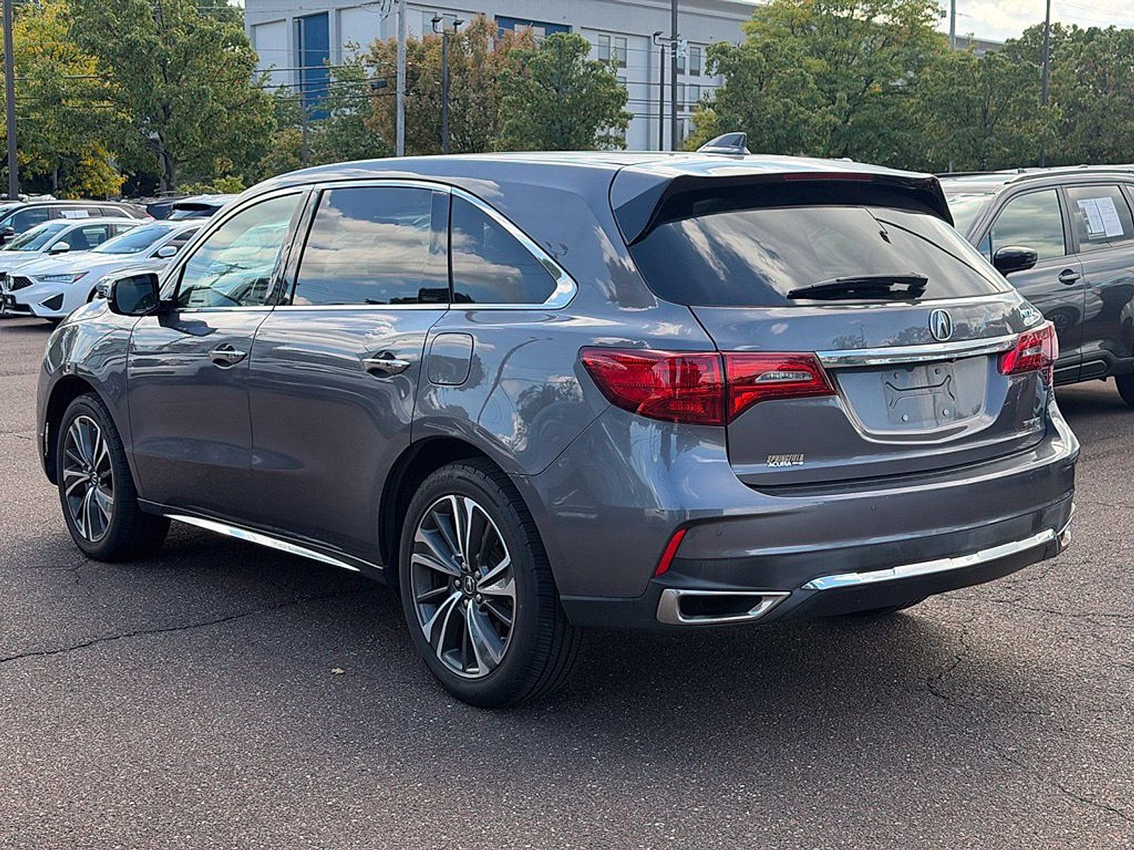 Used 2020 Acura MDX w/ Technology Package AWD/4WD image 5
