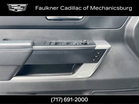 Used 2025 Toyota Sequoia Platinum image 31