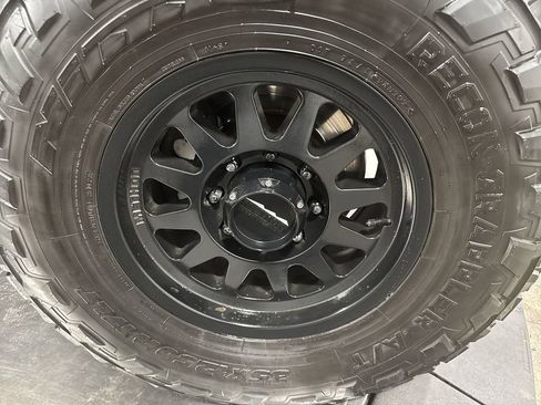 Used 2018 RAM 2500 Laramie w/ Sport Appearance Group image 14