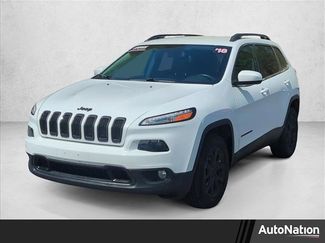 Used 2018 Jeep Cherokee Latitude Plus video 1