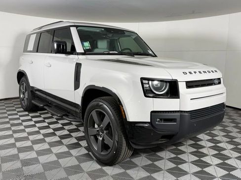 New 2026 Land Rover Defender 110 X-Dynamic SE AWD/4WD image 10