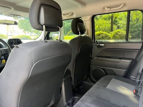 Used 2015 Jeep Patriot Sport w/ Power Value Group FWD image 15
