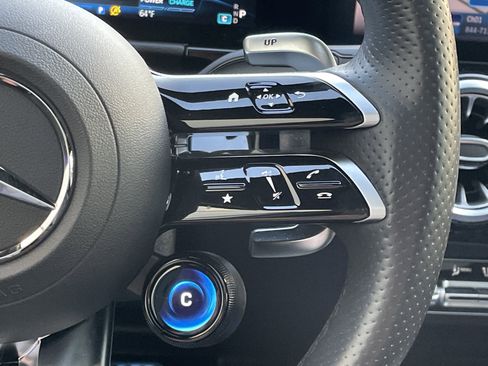 Certified 2025 Mercedes-Benz GLA 35 AMG 4MATIC image 27