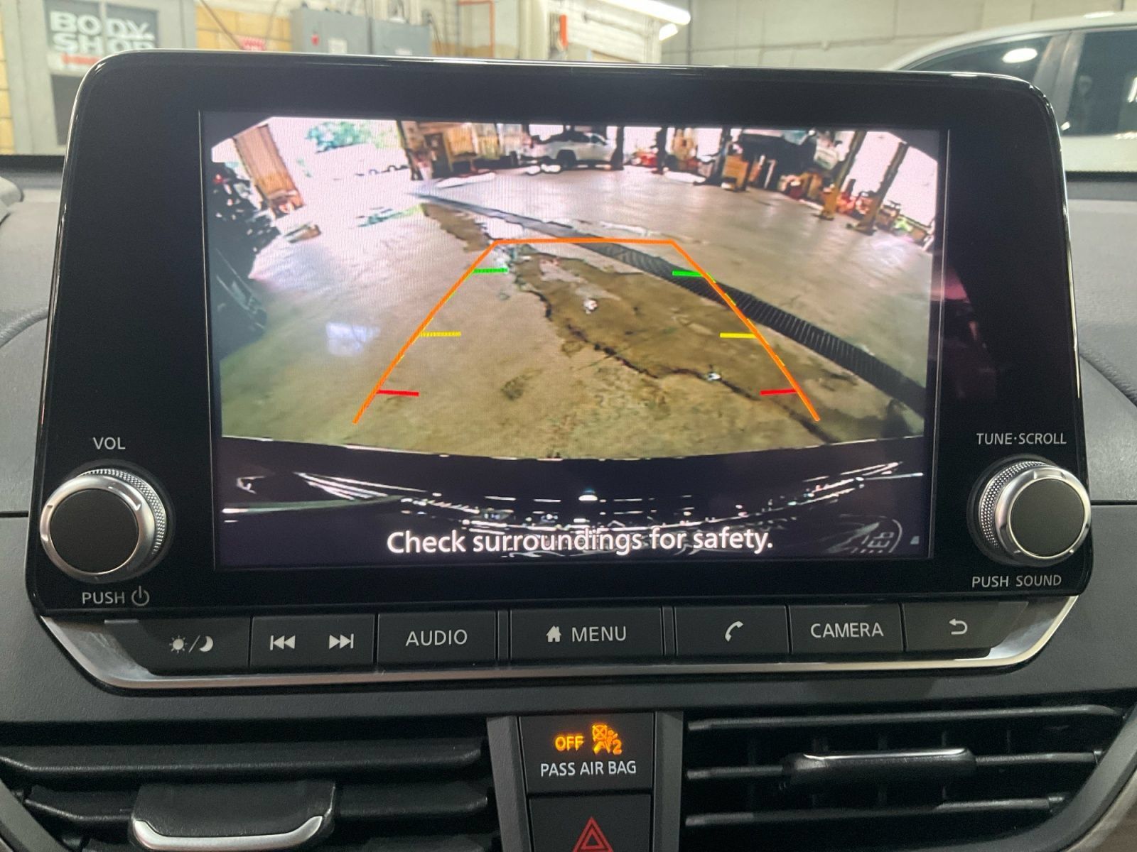 Used 2025 Nissan Altima 2.5 SV FWD image 26