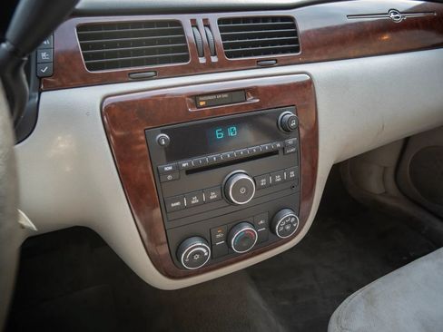 Used 2006 Chevrolet Impala LS FWD image 21