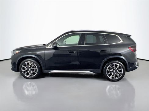 Used 2025 BMW X1 xDrive28i w/ Technology Package image 3