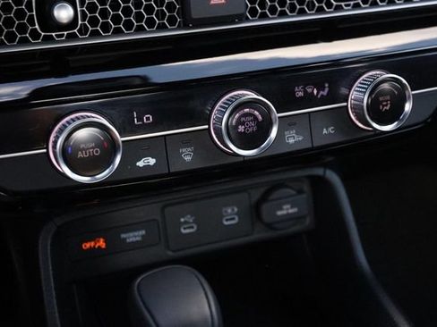 Used 2025 Honda Civic Sport image 18