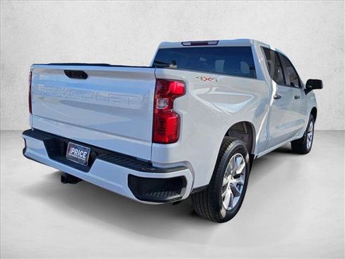 Used 2022 Chevrolet Silverado 1500 Custom image 5