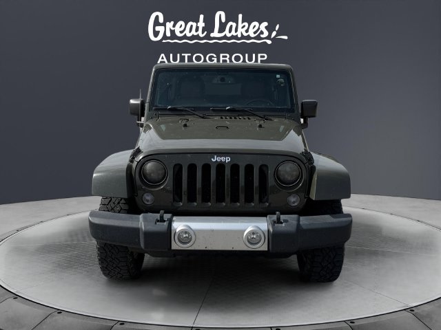 Used 2015 Jeep Wrangler Unlimited Sahara w/ Dual Top Group AWD/4WD image 8