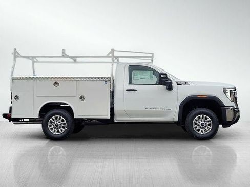 New 2026 GMC Sierra 2500 Pro RWD image 3