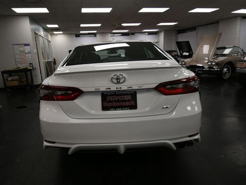 Certified 2024 Toyota Camry SE image 6