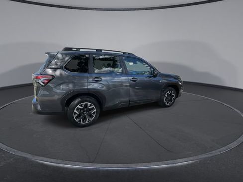 Certified 2025 Subaru Forester Premium AWD/4WD image 8