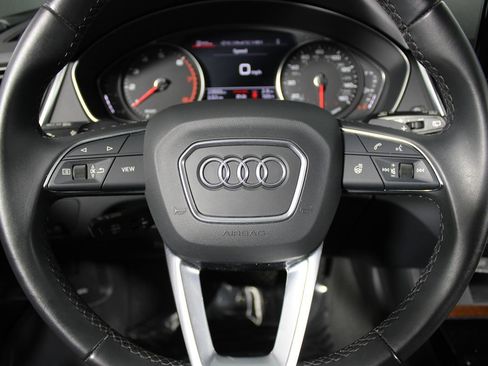 Used 2023 Audi Q5 2.0T Premium w/ Convenience Package AWD/4WD image 17