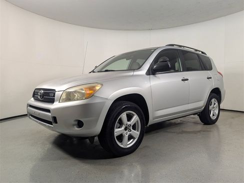 Used 2008 Toyota RAV4 Base image 3