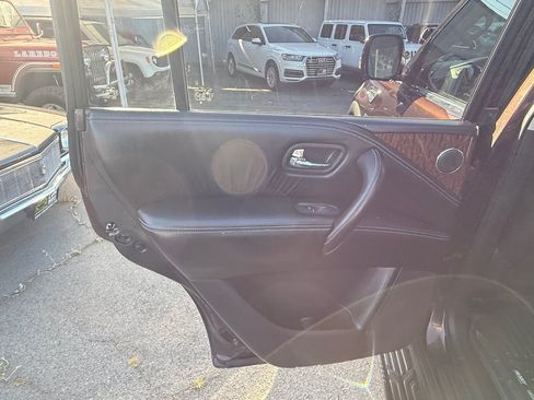 Used 2020 Nissan Armada SL w/ Premium Package AWD/4WD image 15