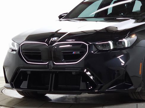 Used 2025 BMW M5 Touring w/ M Driver's Package image 13