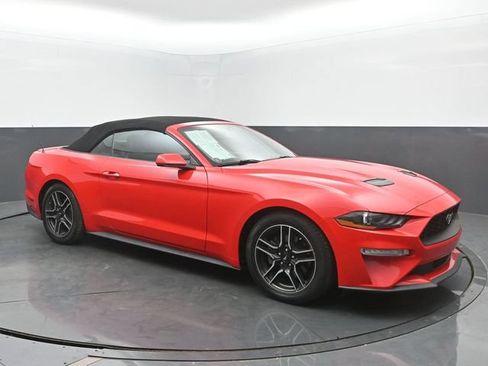 Used 2020 Ford Mustang Premium RWD image 7