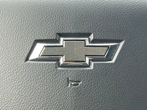 Used 2019 Chevrolet Silverado 1500 RST AWD/4WD image 41