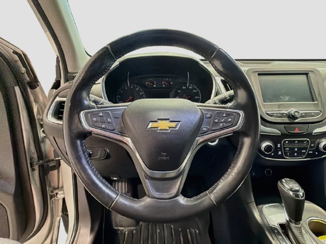 Used 2018 Chevrolet Equinox LT FWD image 9