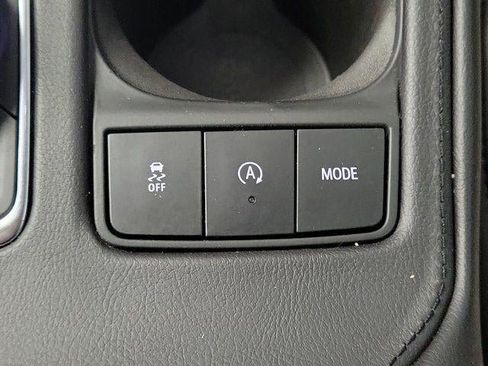 Certified 2022 Cadillac XT4 Premium Luxury w/ Technology Package FWD image 30