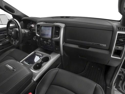 Used 2017 RAM 2500 Limited AWD/4WD image 17