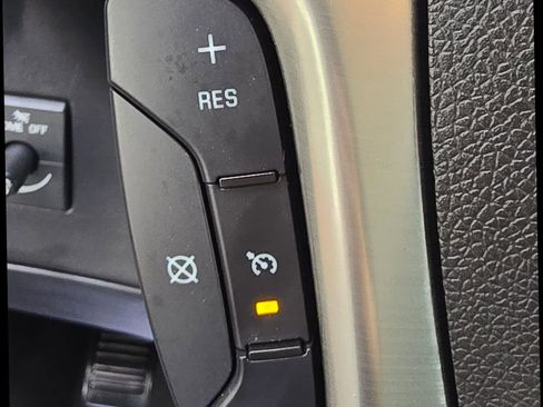 Used 2018 Chevrolet Express 3500 w/ Power Convenience Package image 18