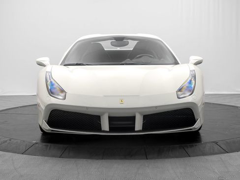 Used 2018 Ferrari 488 Spider RWD image 16