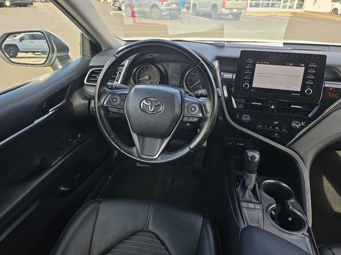 Certified 2022 Toyota Camry SE image 19