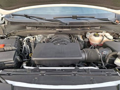 Used 2025 GMC Yukon XL Elevation image 33