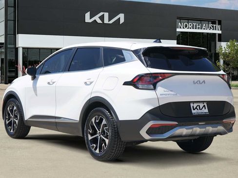 Certified 2023 Kia Sportage EX FWD image 4