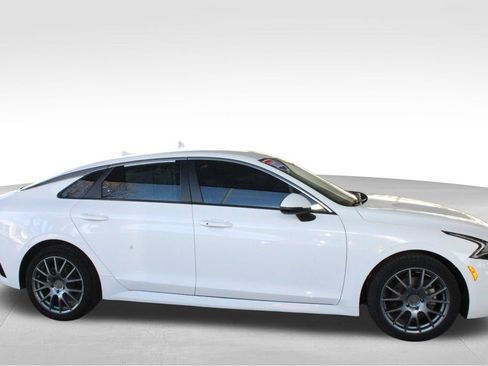 Used 2022 Kia K5 LXS FWD image 16