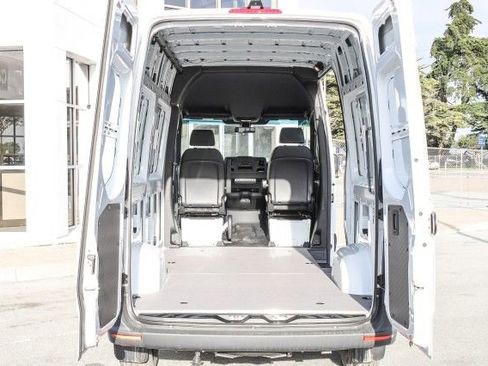 New 2025 Mercedes-Benz Sprinter 2500 image 22