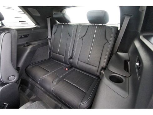 New 2026 Cadillac Vistiq Premium Luxury AWD/4WD image 13
