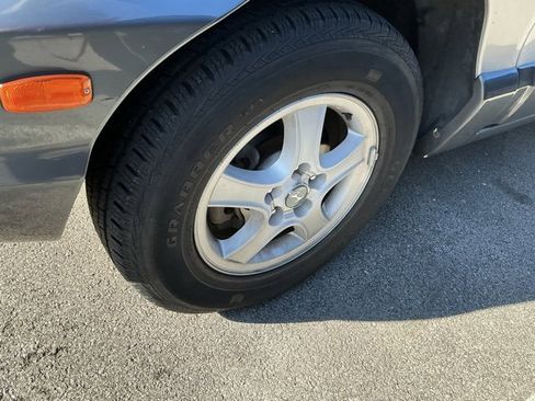 Used 2004 Hyundai Santa Fe GLS image 14