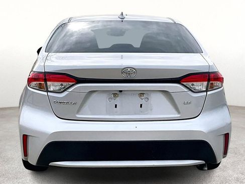 Used 2022 Toyota Corolla LE image 6