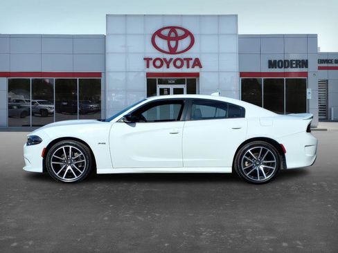 Used 2023 Dodge Charger R/T w/ Cold Weather Package image 3