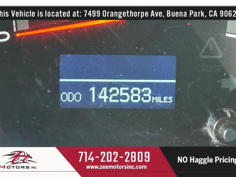 Used 2013 Toyota Sequoia Platinum RWD image 26