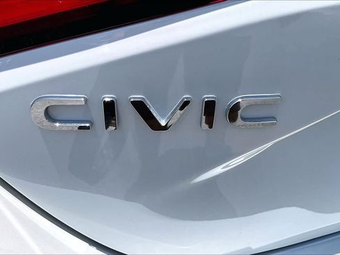 Used 2023 Honda Civic LX image 10