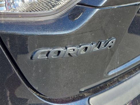 Used 2023 Toyota Corolla SE w/ SE Premium Package FWD image 23