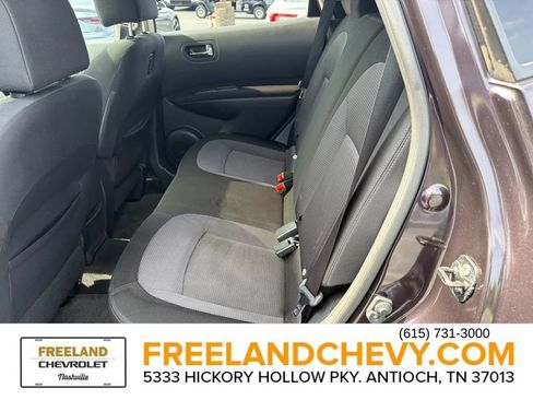 Used 2012 Nissan Rogue SV w/ Premium Pkg FWD image 17