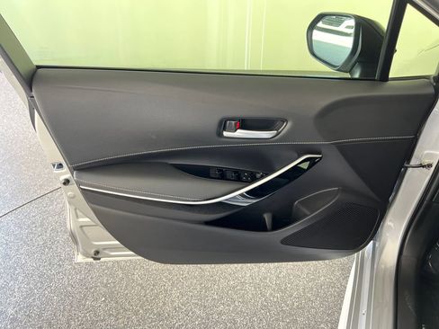 Used 2022 Toyota Corolla XSE image 12