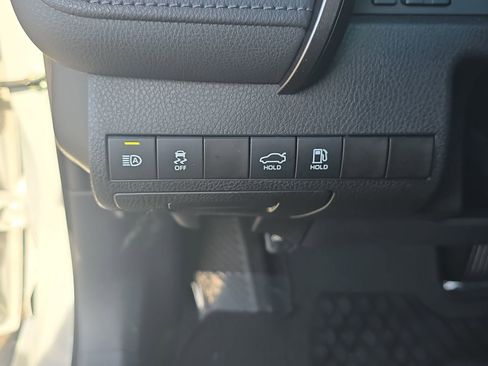Used 2022 Toyota Camry LE FWD image 26