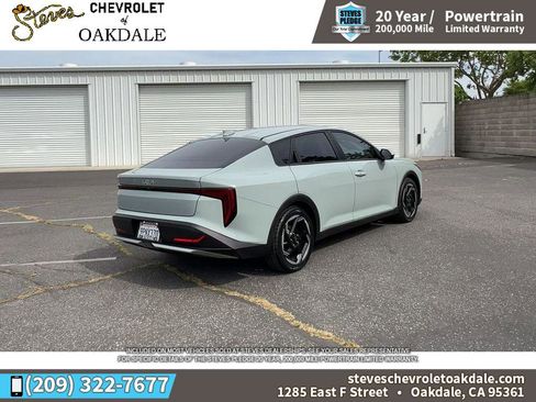 Used 2025 Kia K4 EX image 11
