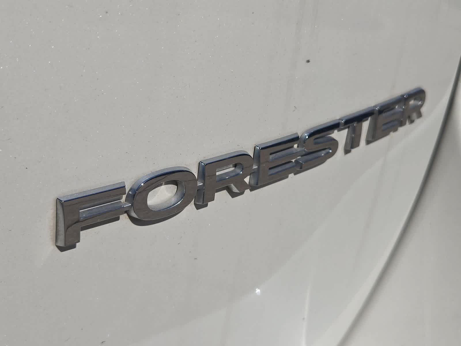 Used 2024 Subaru Forester Premium AWD/4WD image 13