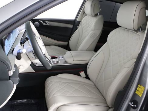 Used 2025 Genesis GV80 3.5T Prestige AWD/4WD image 19